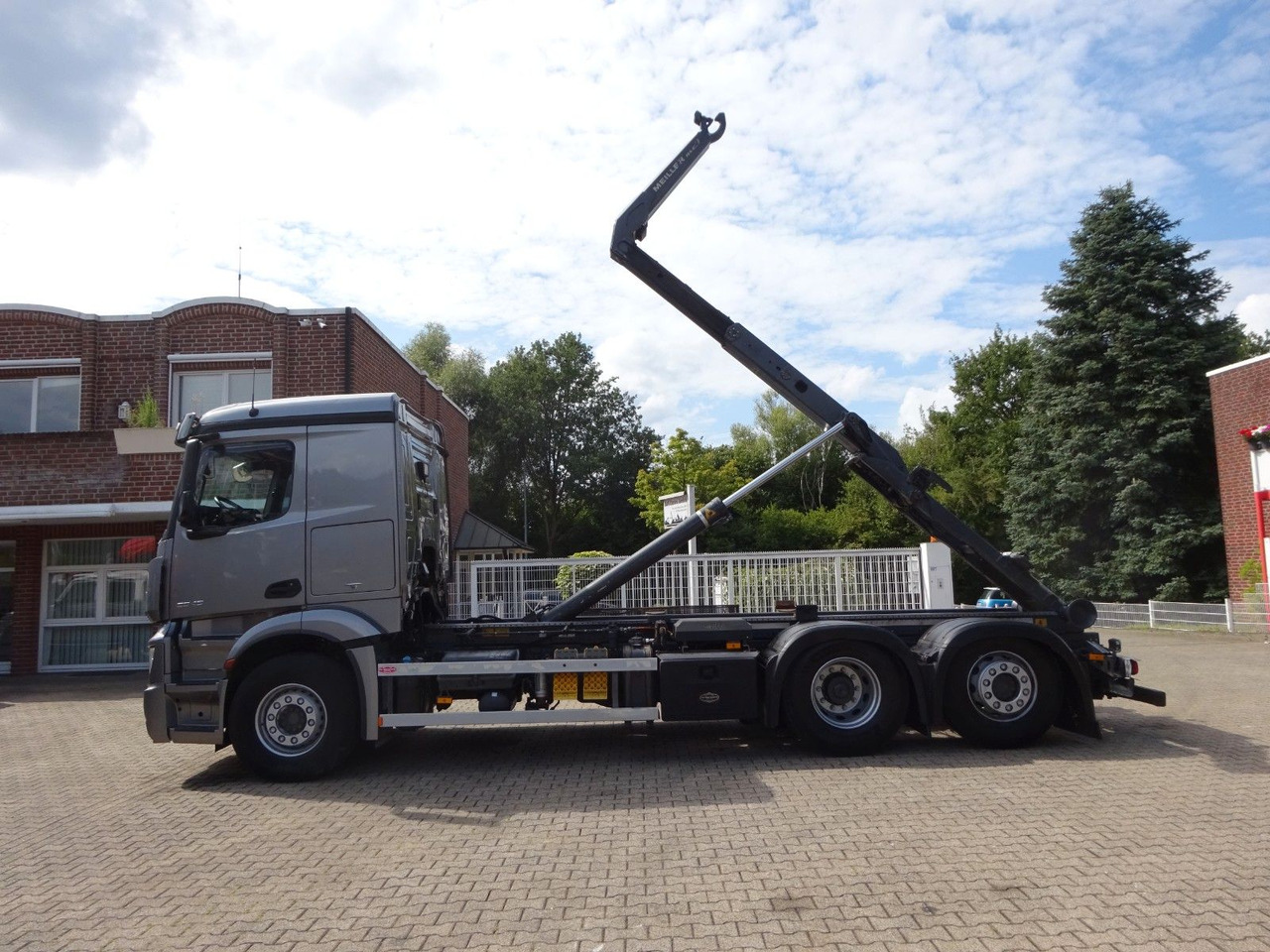 Mercedes-Benz 2545 Actros MEILLER Abroller +Lift-Lenkachse - Pacēlājs ar āķi: foto 4 Mercedes-Benz 2545 Actros MEILLER Abroller +Lift-Lenkachse - Pacēlājs ar āķi: foto 4