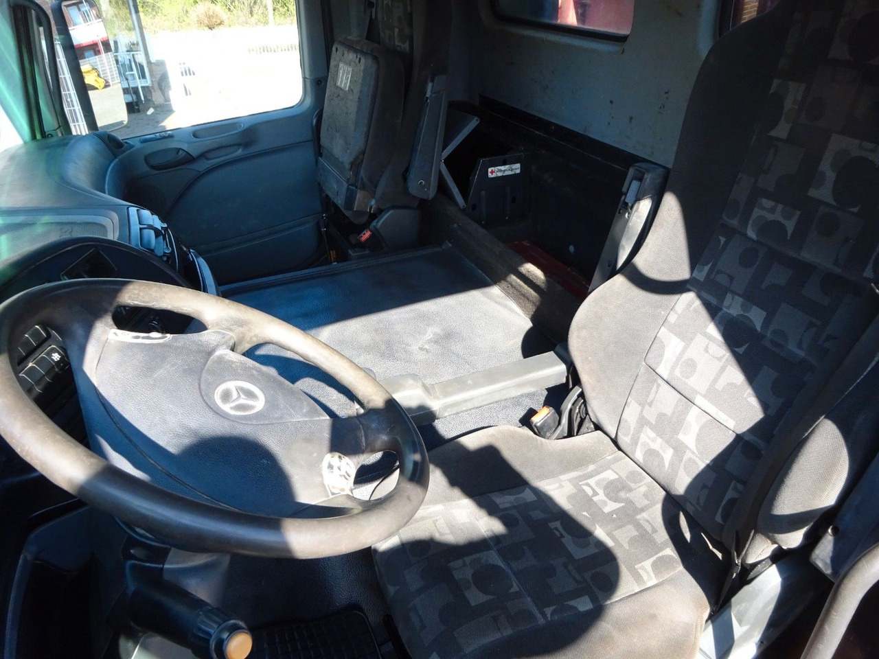 Kravas automašīna pašizgāzējs Mercedes-Benz 2646 Actros 3Seitenkipper 6x4: foto 19