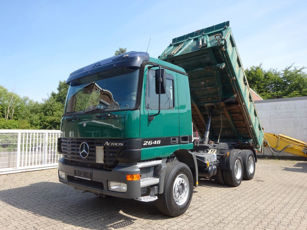 Mercedes-Benz 2648 Actros MEILLER 3SKipper 6x4 - Kravas automašīna pašizgāzējs: foto 1 Mercedes-Benz 2648 Actros MEILLER 3SKipper 6x4 - Kravas automašīna pašizgāzējs: foto 1