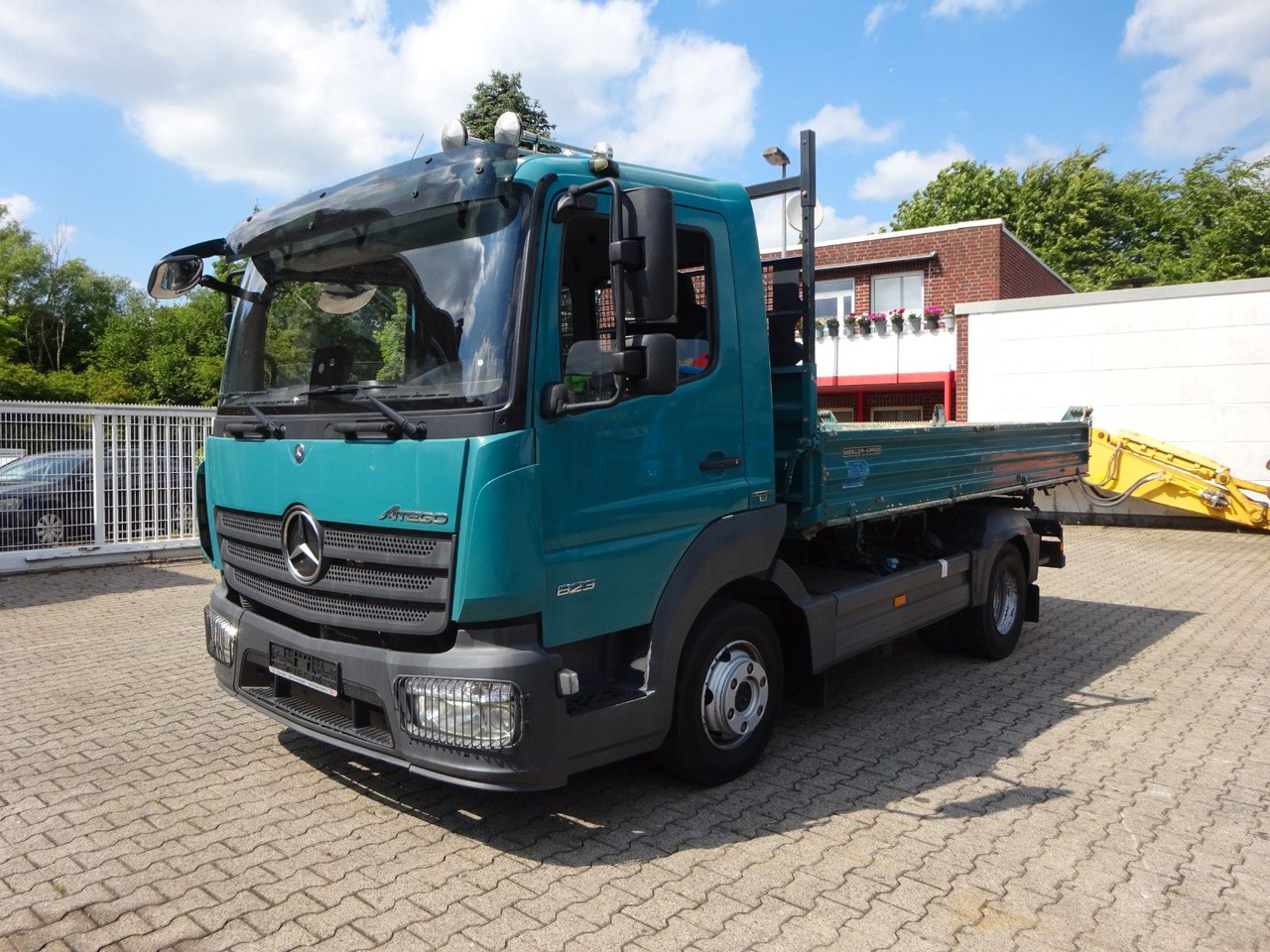 Mercedes-Benz 823 Atego MEILLER 3Skipper 4x2 - Komercauto pašizgāzējs: foto 3 Mercedes-Benz 823 Atego MEILLER 3Skipper 4x2 - Komercauto pašizgāzējs: foto 3