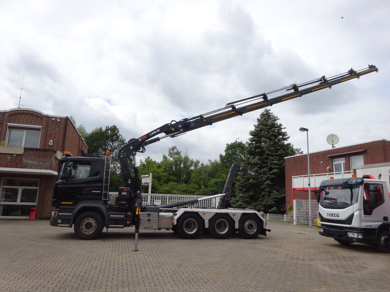 Scania R490 Abroller + HIAB 302E-6 Bj.2021 !Kran TRIDEM Scania R490 Abroller + HIAB 302E-6 Bj.2021 !Kran TRIDEM - Kravas auto ar manipulatoru, Pacēlājs ar āķi: foto 3 Scania R490 Abroller + HIAB 302E-6 Bj.2021 !Kran TRIDEM Scania R490 Abroller + HIAB 302E-6 Bj.2021 !Kran TRIDEM - Kravas auto ar manipulatoru, Pacēlājs ar āķi: foto 3
