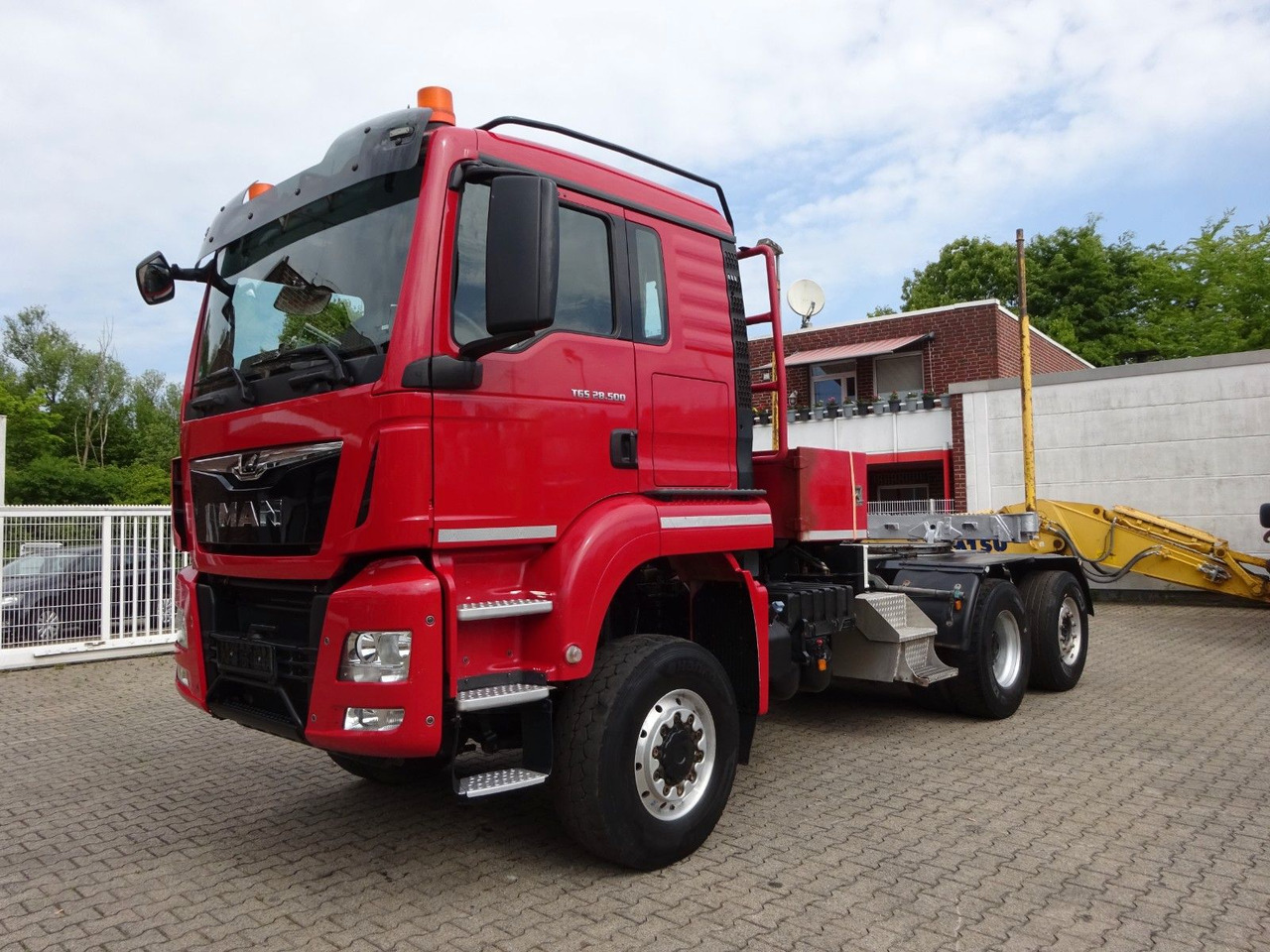 MAN 28.500 TGS mit Lift+Lenkachse Allrad - Vilcējs: foto 2 MAN 28.500 TGS mit Lift+Lenkachse Allrad - Vilcējs: foto 2