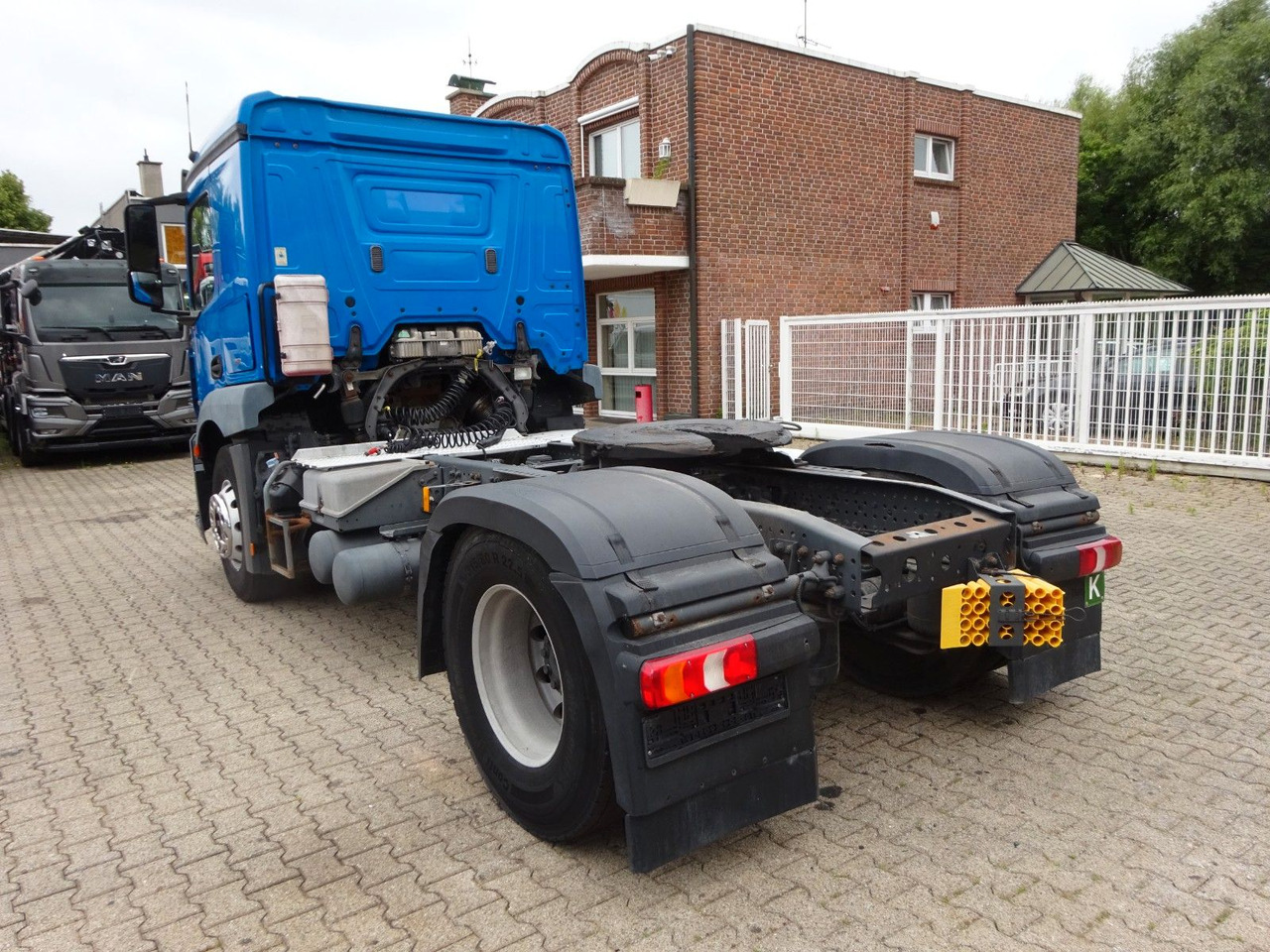 Mercedes-Benz 1840 Actros SZM 4x2 - Vilcējs: foto 4 Mercedes-Benz 1840 Actros SZM 4x2 - Vilcējs: foto 4