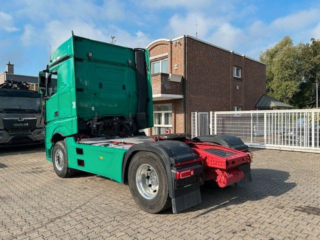 Mercedes-Benz 1851 Actros SZM mit Kipper-Pumpe 4x2 - Vilcējs: foto 4 Mercedes-Benz 1851 Actros SZM mit Kipper-Pumpe 4x2 - Vilcējs: foto 4