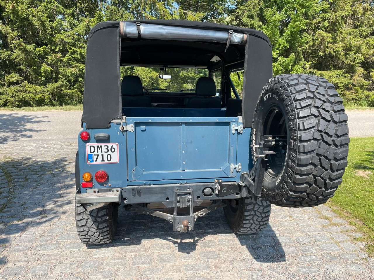 Pikaps Land Rover LR Defender 90 Soft Top V8 Automatic 60000 brutt Land Rover LR Defender 90 SoftTop V8 Automatic: foto 10