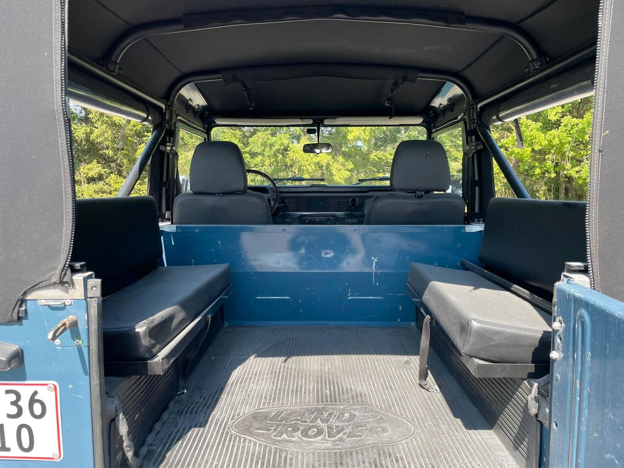 Pikaps Land Rover LR Defender 90 Soft Top V8 Automatic 60000 brutt Land Rover LR Defender 90 SoftTop V8 Automatic: foto 12