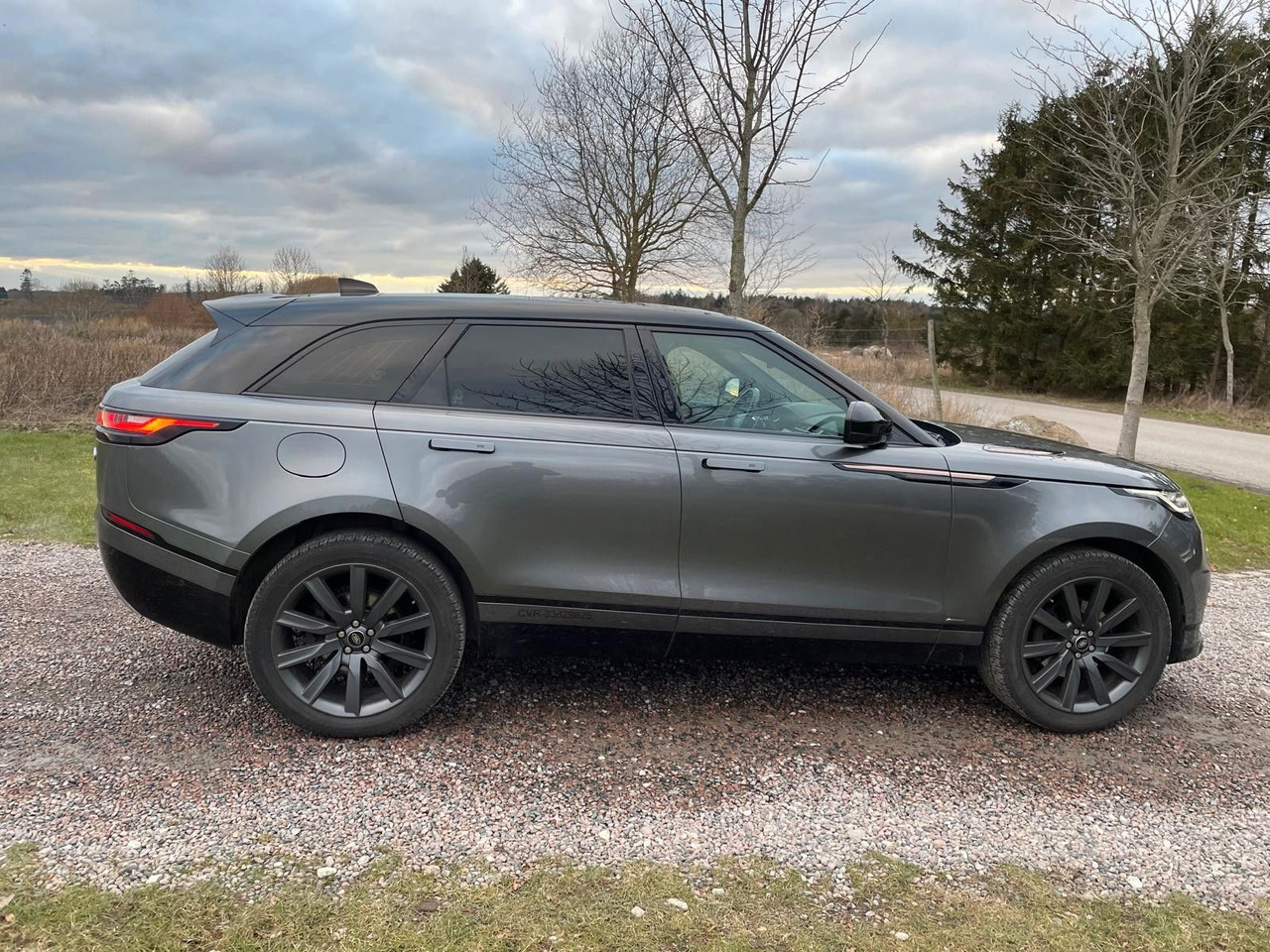 Land Rover Range Rover Velar R-Dynamic 3.0D 4WD Land Rover Range Rover Velar R-Dynamic 3.0D 4WD *RESERVED - SUV: foto 3 Land Rover Range Rover Velar R-Dynamic 3.0D 4WD Land Rover Range Rover Velar R-Dynamic 3.0D 4WD *RESERVED - SUV: foto 3
