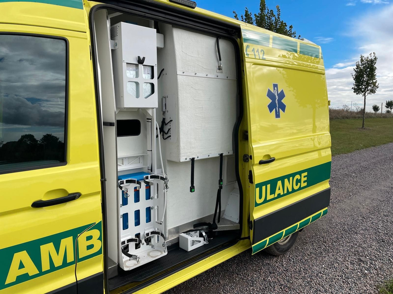 Ātrās palīdzības mašīna MAN TGE 4.180 Ambulance * 29 400 € netto *RESERVED: foto 23