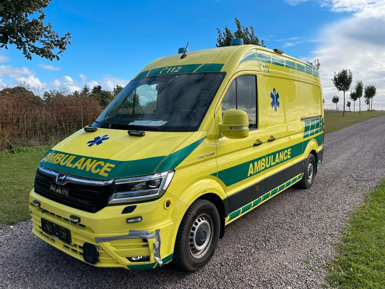 MAN TGE 4.180 Ambulance * 29 400 € netto *RESERVED - Ātrās palīdzības mašīna: foto 1 MAN TGE 4.180 Ambulance * 29 400 € netto *RESERVED - Ātrās palīdzības mašīna: foto 1
