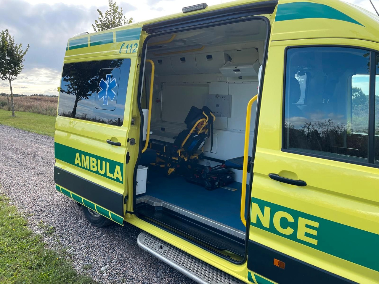 Ātrās palīdzības mašīna MAN TGE 4.180 Ambulance * 29 400 € netto *RESERVED: foto 18