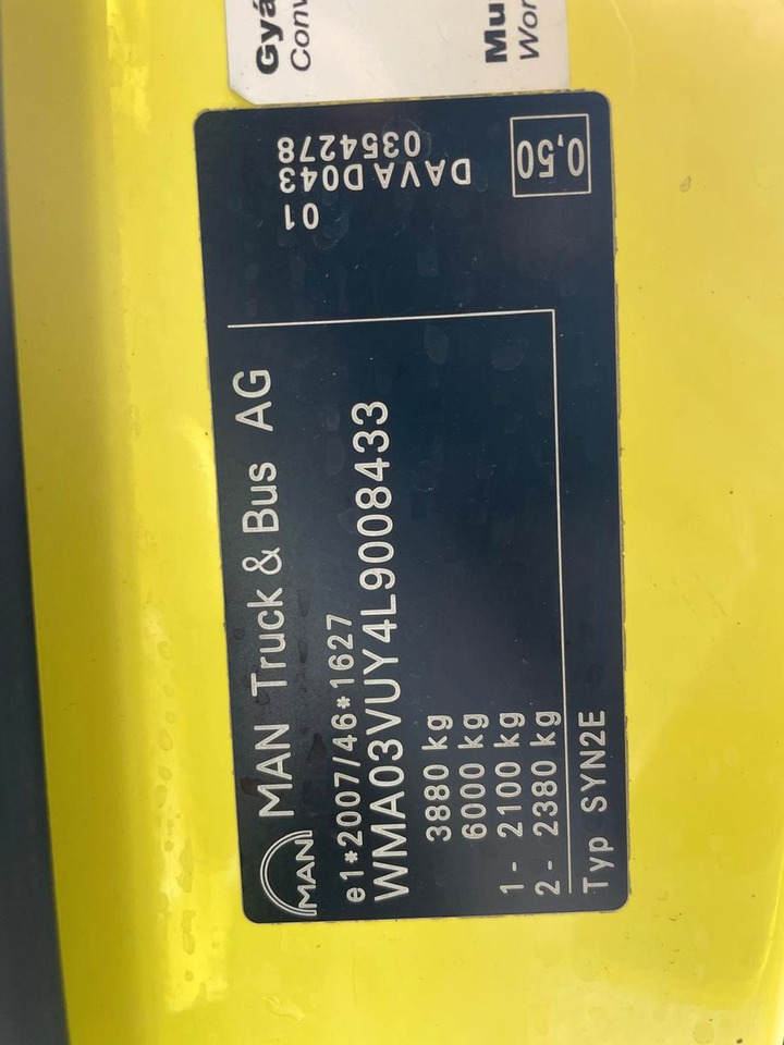 Ātrās palīdzības mašīna MAN TGE 4.180 Ambulance * 29 400 € netto *RESERVED: foto 24