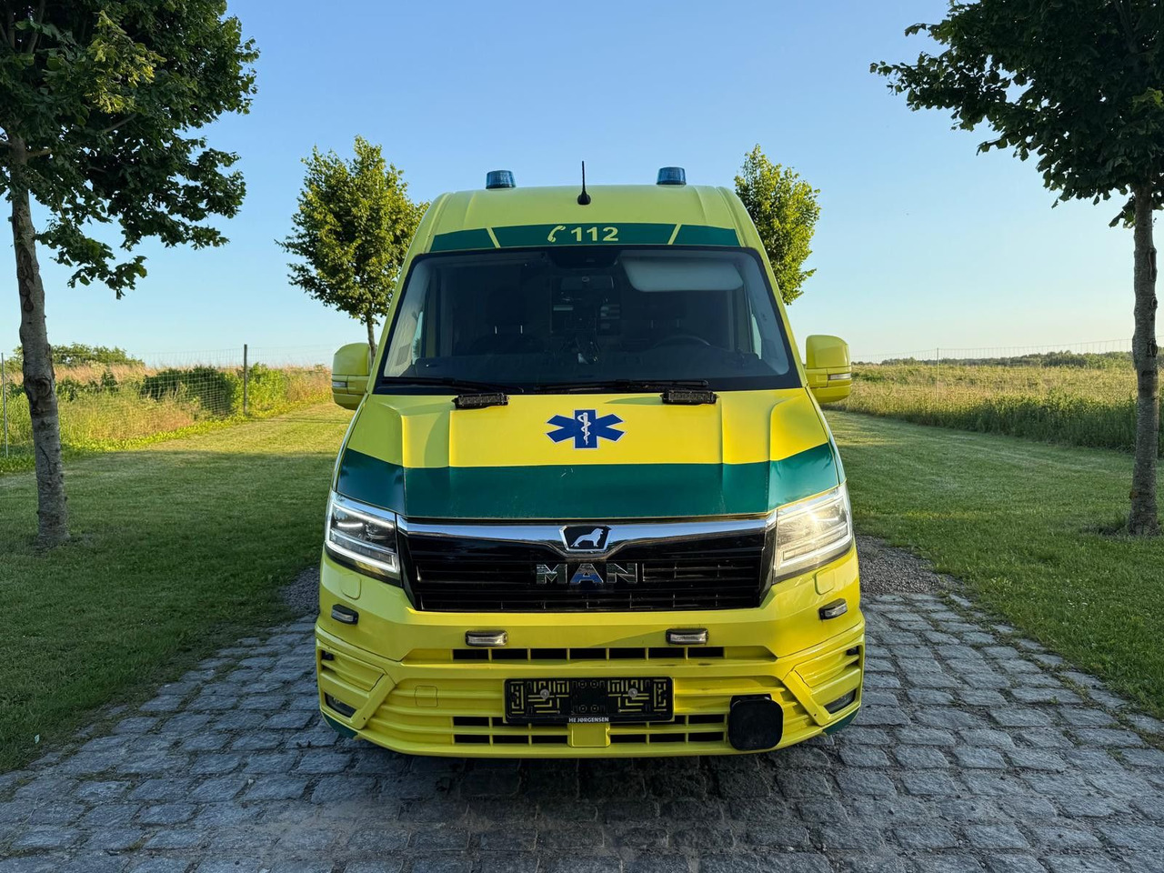 MAN TGE 4.180 Ambulance * 29 800 € netto *RESERVED - Ātrās palīdzības mašīna: foto 3 MAN TGE 4.180 Ambulance * 29 800 € netto *RESERVED - Ātrās palīdzības mašīna: foto 3