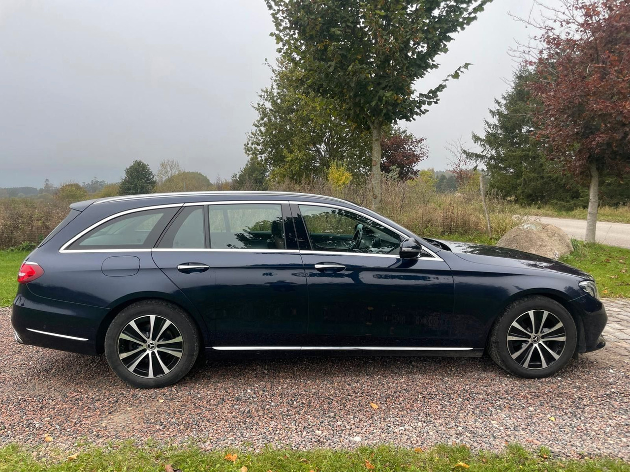 Mercedes-Benz E 220 T-Modell E 220 d *4Matic* - Universālis: foto 5 Mercedes-Benz E 220 T-Modell E 220 d *4Matic* - Universālis: foto 5