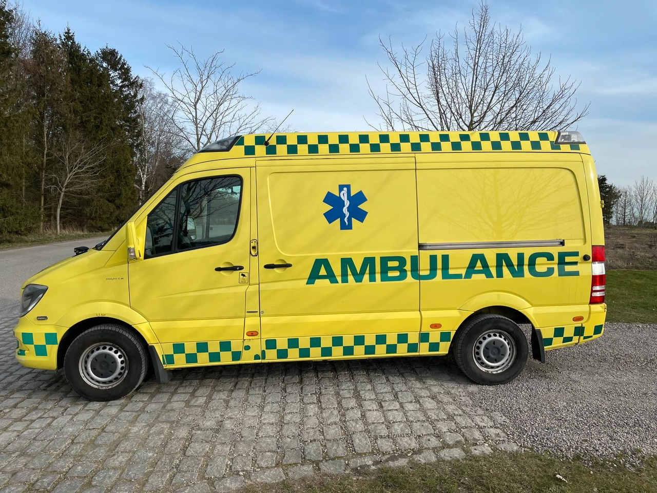 Mercedes-Benz Sprinter 316CDI Aut AMBULANCE - Ātrās palīdzības mašīna: foto 2 Mercedes-Benz Sprinter 316CDI Aut AMBULANCE - Ātrās palīdzības mašīna: foto 2