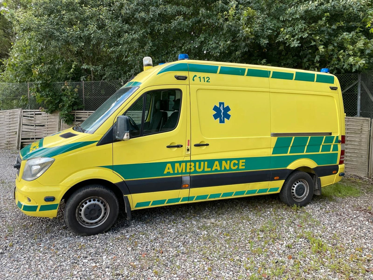 Mercedes-Benz Sprinter II Kasten 316 CDI Aut *Ambulance - Ātrās palīdzības mašīna: foto 2 Mercedes-Benz Sprinter II Kasten 316 CDI Aut *Ambulance - Ātrās palīdzības mašīna: foto 2