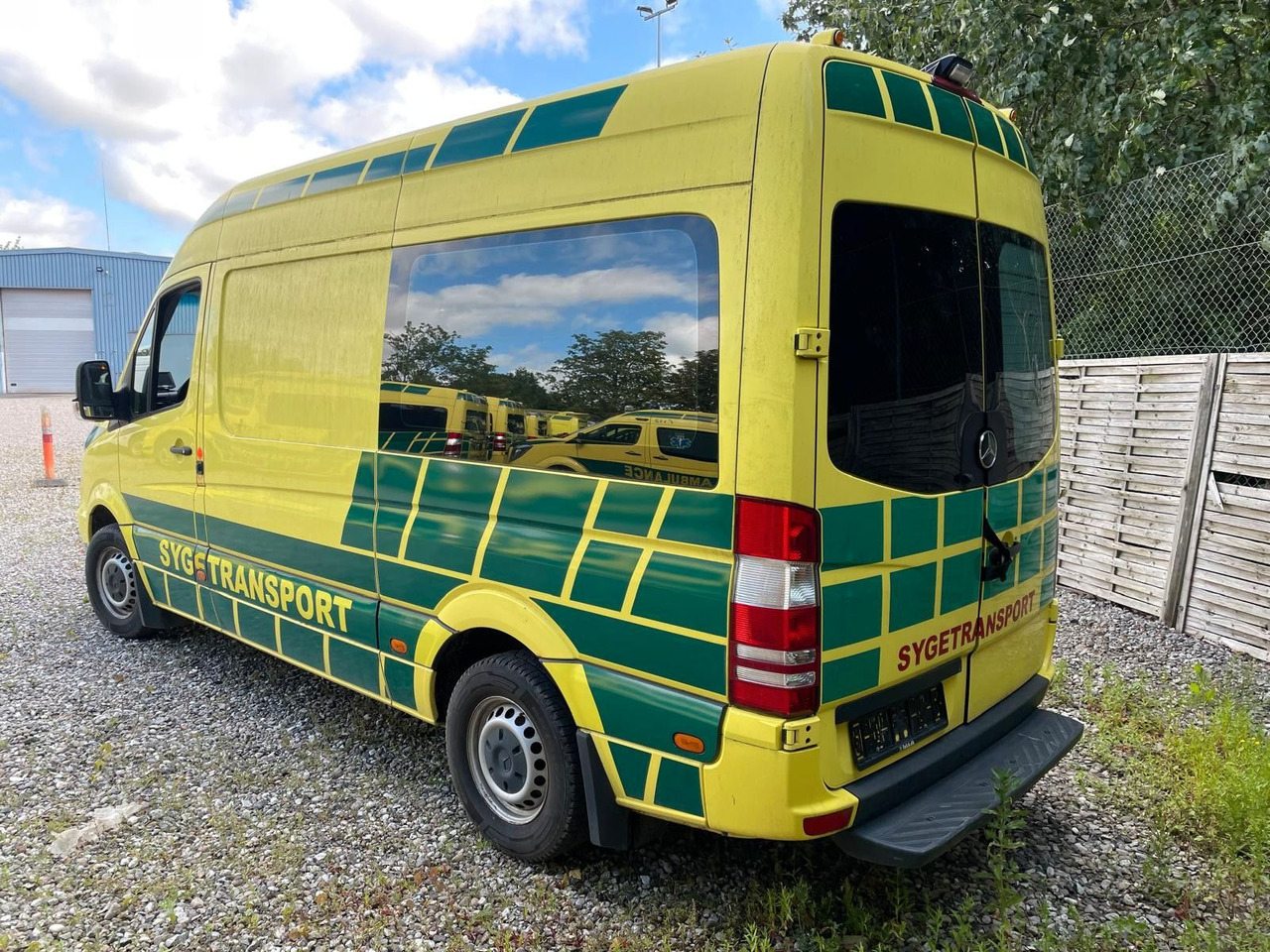 Mercedes-Benz Sprinter II Kasten 316CDI Aut *Ambulance - Ātrās palīdzības mašīna: foto 3 Mercedes-Benz Sprinter II Kasten 316CDI Aut *Ambulance - Ātrās palīdzības mašīna: foto 3