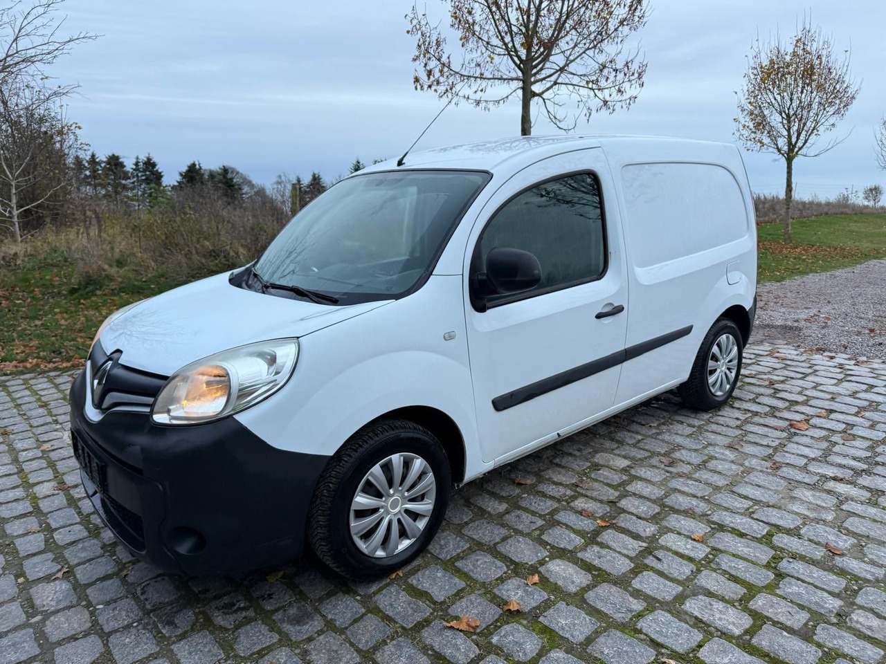 Renault Kangoo Rapid 1.5 dCi Basis *A/C - Mazs furgons: foto 2 Renault Kangoo Rapid 1.5 dCi Basis *A/C - Mazs furgons: foto 2