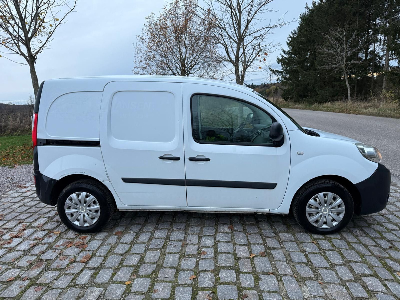 Renault Kangoo Rapid 1.5 dCi Basis *A/C - Mazs furgons: foto 3 Renault Kangoo Rapid 1.5 dCi Basis *A/C - Mazs furgons: foto 3