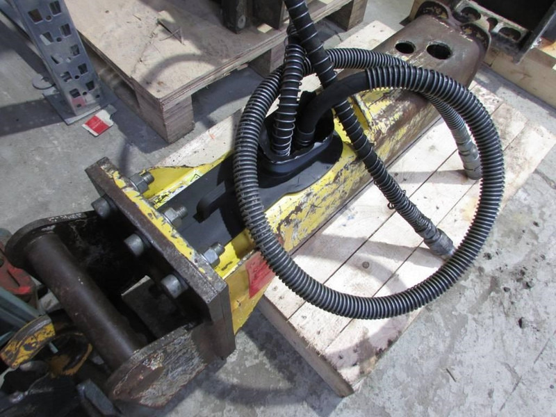 Atlas-Copco EC 40 T Hydraulikhammer 2.100 EUR - Hidrauliskais āmurs - Celtniecības tehnika: foto 2 Atlas-Copco EC 40 T Hydraulikhammer 2.100 EUR - Hidrauliskais āmurs - Celtniecības tehnika: foto 2