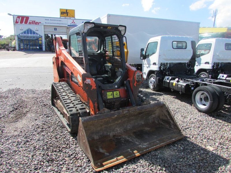 Bobcat T 590 High Flow Kompaktlader 26.000 EUR - Kompaktiekrāvējs: foto 2 Bobcat T 590 High Flow Kompaktlader 26.000 EUR - Kompaktiekrāvējs: foto 2