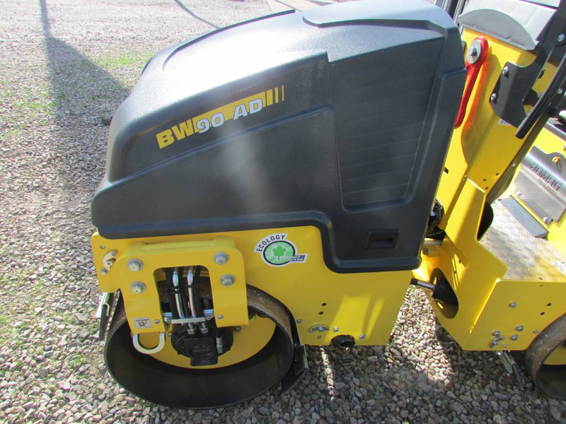 Bomag BW 90 AD-5 Walze / 22.000 EUR - Veltnis: foto 5 Bomag BW 90 AD-5 Walze / 22.000 EUR - Veltnis: foto 5