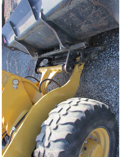 Cat 906 M Radlader 29.500 EUR - Riteņu iekrāvējs: foto 3 Cat 906 M Radlader 29.500 EUR - Riteņu iekrāvējs: foto 3