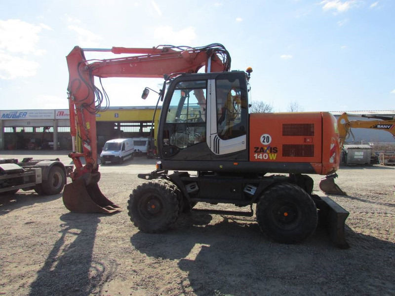 Hitachi ZX 140 W-3 Mobilbagger 43.000 EUR / Klima - Riteņu ekskavators: foto 2 Hitachi ZX 140 W-3 Mobilbagger 43.000 EUR / Klima - Riteņu ekskavators: foto 2