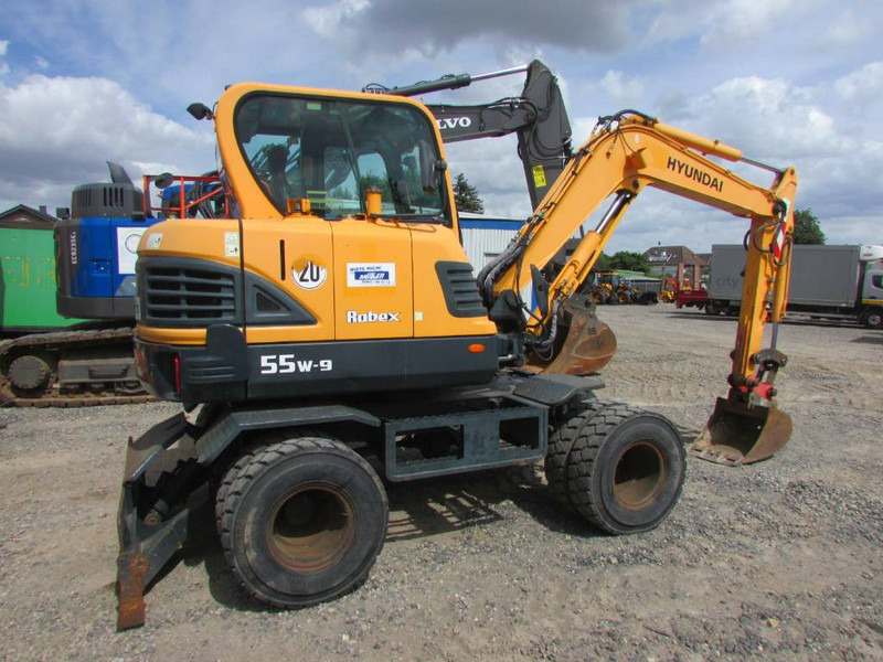 Hyundai Robex 55 W-9 Mobilbagger 34.000 EUR - Riteņu ekskavators: foto 4 Hyundai Robex 55 W-9 Mobilbagger 34.000 EUR - Riteņu ekskavators: foto 4