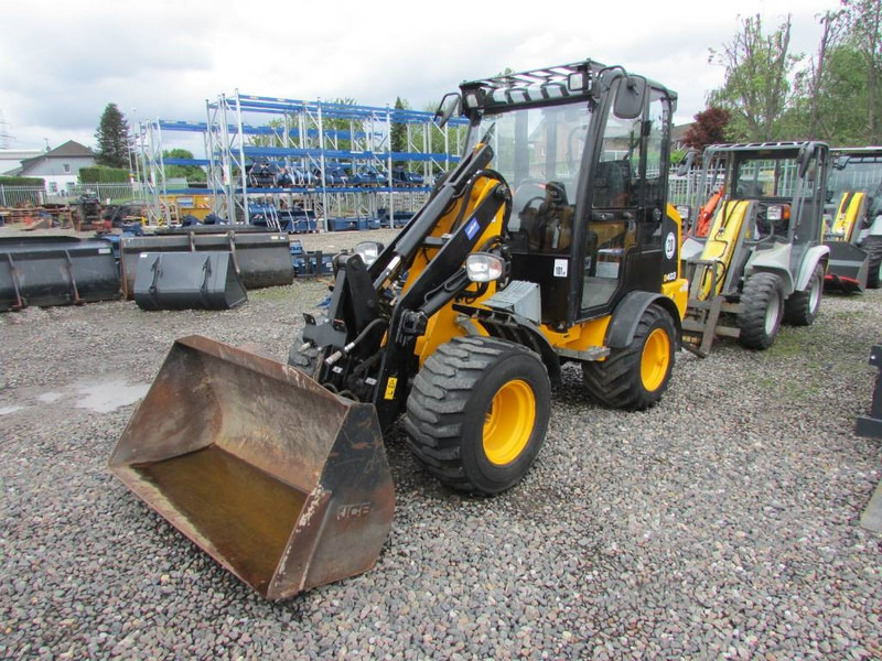 JCB 403 Radlader 22.500 EUR - Riteņu iekrāvējs: foto 2 JCB 403 Radlader 22.500 EUR - Riteņu iekrāvējs: foto 2