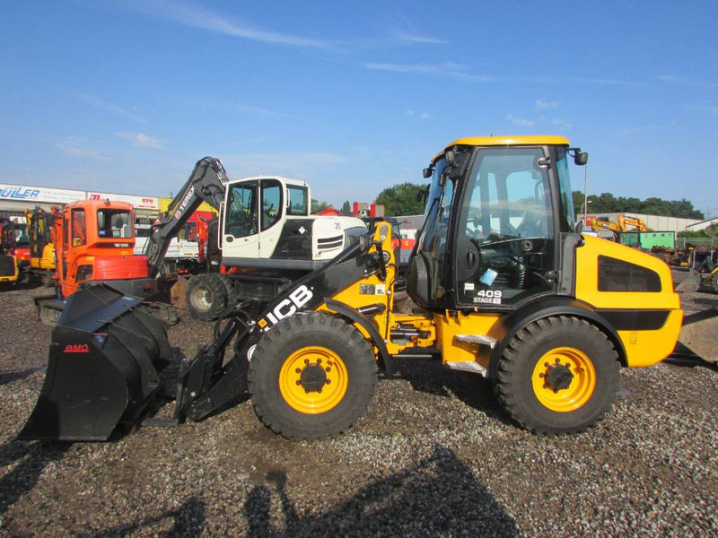 JCB 409 Radlader 46.500 EUR - Riteņu iekrāvējs: foto 1 JCB 409 Radlader 46.500 EUR - Riteņu iekrāvējs: foto 1