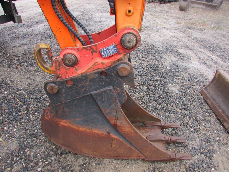 Komatsu PC 80 MR-3 Kettenbagger 30.000 EUR / AC - Mini-ekskavators: foto 3 Komatsu PC 80 MR-3 Kettenbagger 30.000 EUR / AC - Mini-ekskavators: foto 3