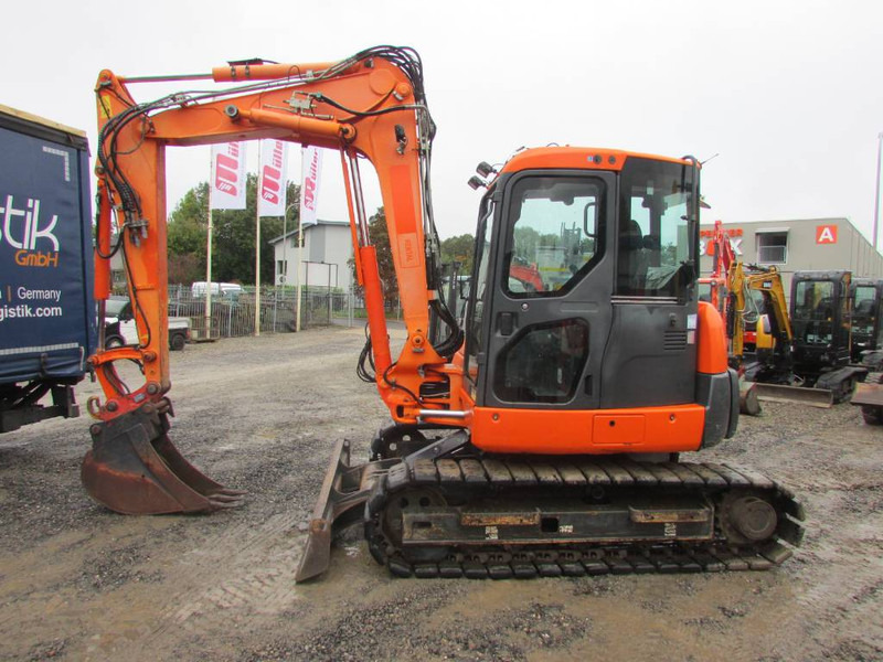 Komatsu PC 80 MR-3 Kettenbagger 30.000 EUR / AC - Mini-ekskavators: foto 1 Komatsu PC 80 MR-3 Kettenbagger 30.000 EUR / AC - Mini-ekskavators: foto 1
