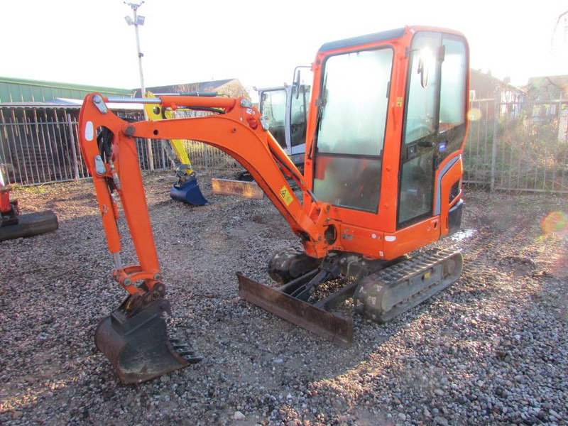 Kubota KX 016-4 Minibagger 16.000 EUR - Mini-ekskavators: foto 2 Kubota KX 016-4 Minibagger 16.000 EUR - Mini-ekskavators: foto 2
