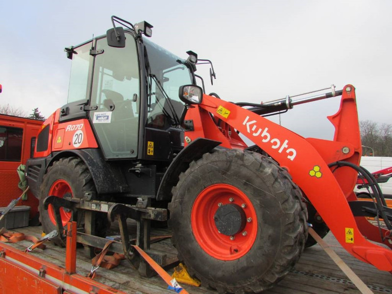 Kubota R 070 Radlader 35.800 EUR - Riteņu iekrāvējs: foto 2 Kubota R 070 Radlader 35.800 EUR - Riteņu iekrāvējs: foto 2