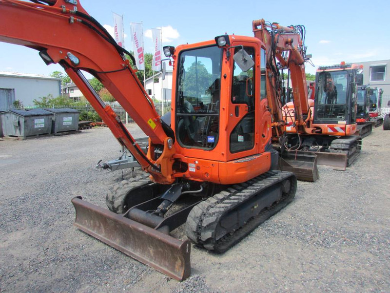 Kubota U 55-4 HI Minibagger 26.000 EUR - Mini-ekskavators: foto 2 Kubota U 55-4 HI Minibagger 26.000 EUR - Mini-ekskavators: foto 2