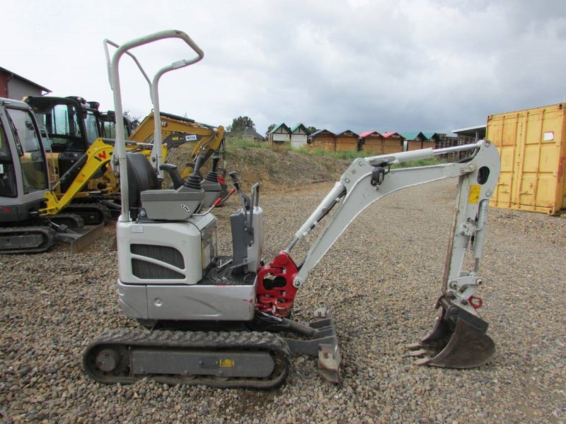 Takeuchi TB 210 R Minibagger 14.500 EUR - Mini-ekskavators: foto 4 Takeuchi TB 210 R Minibagger 14.500 EUR - Mini-ekskavators: foto 4