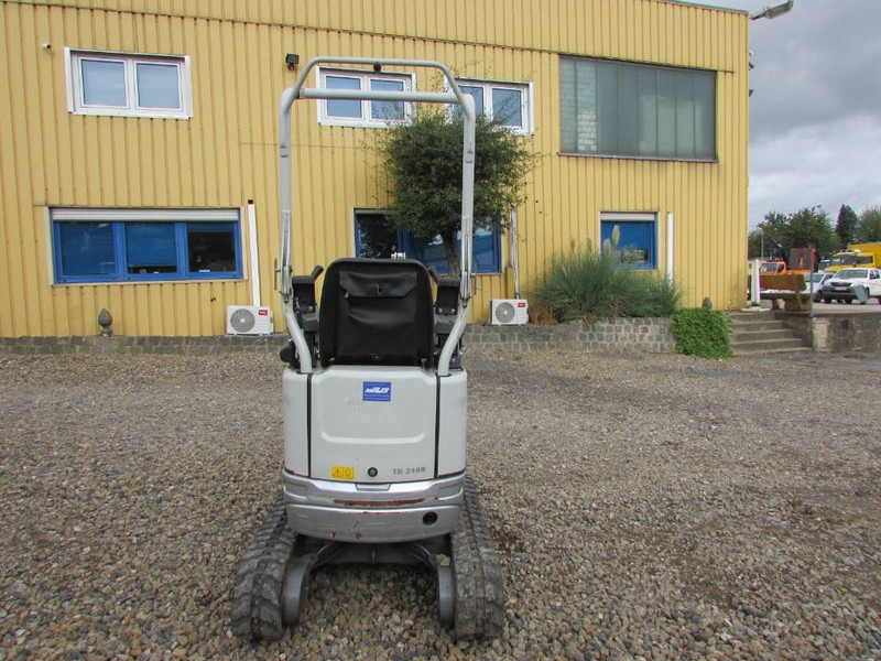 Takeuchi TB 210 R Minibagger 14.500 EUR - Mini-ekskavators: foto 5 Takeuchi TB 210 R Minibagger 14.500 EUR - Mini-ekskavators: foto 5