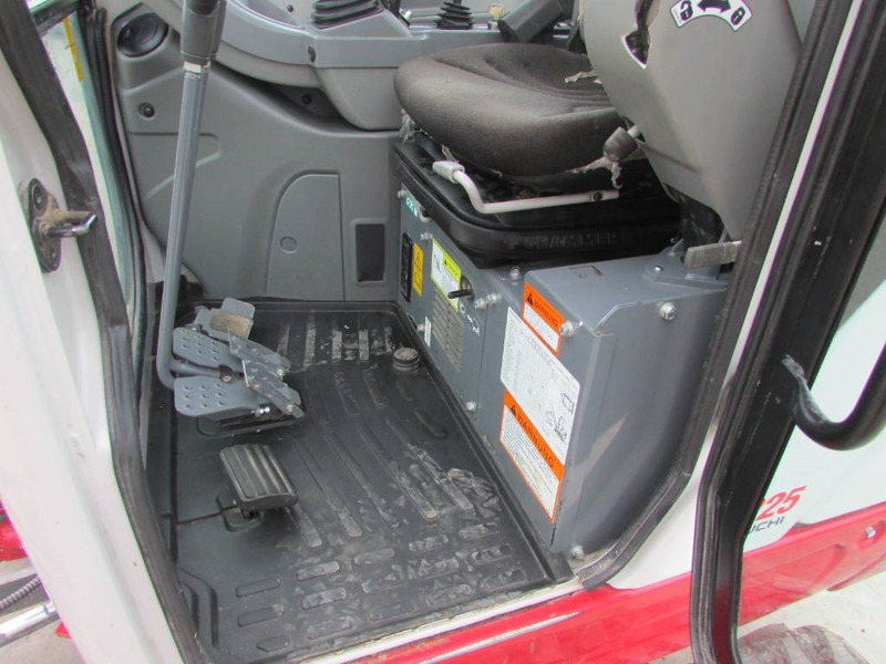Mini-ekskavators Takeuchi TB225 V3 Minibagger 32.000 EUR net: foto 7