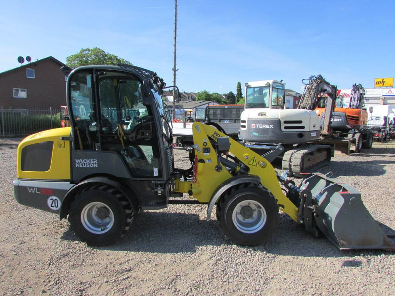 WACKER NEUSON WL 32 Radlader / 39.000 EUR - Riteņu iekrāvējs: foto 5 WACKER NEUSON WL 32 Radlader / 39.000 EUR - Riteņu iekrāvējs: foto 5