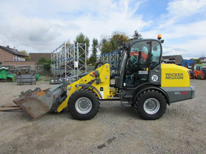 WACKER NEUSON WL 60 Radlader 49.900 EUR - Riteņu iekrāvējs: foto 1 WACKER NEUSON WL 60 Radlader 49.900 EUR - Riteņu iekrāvējs: foto 1