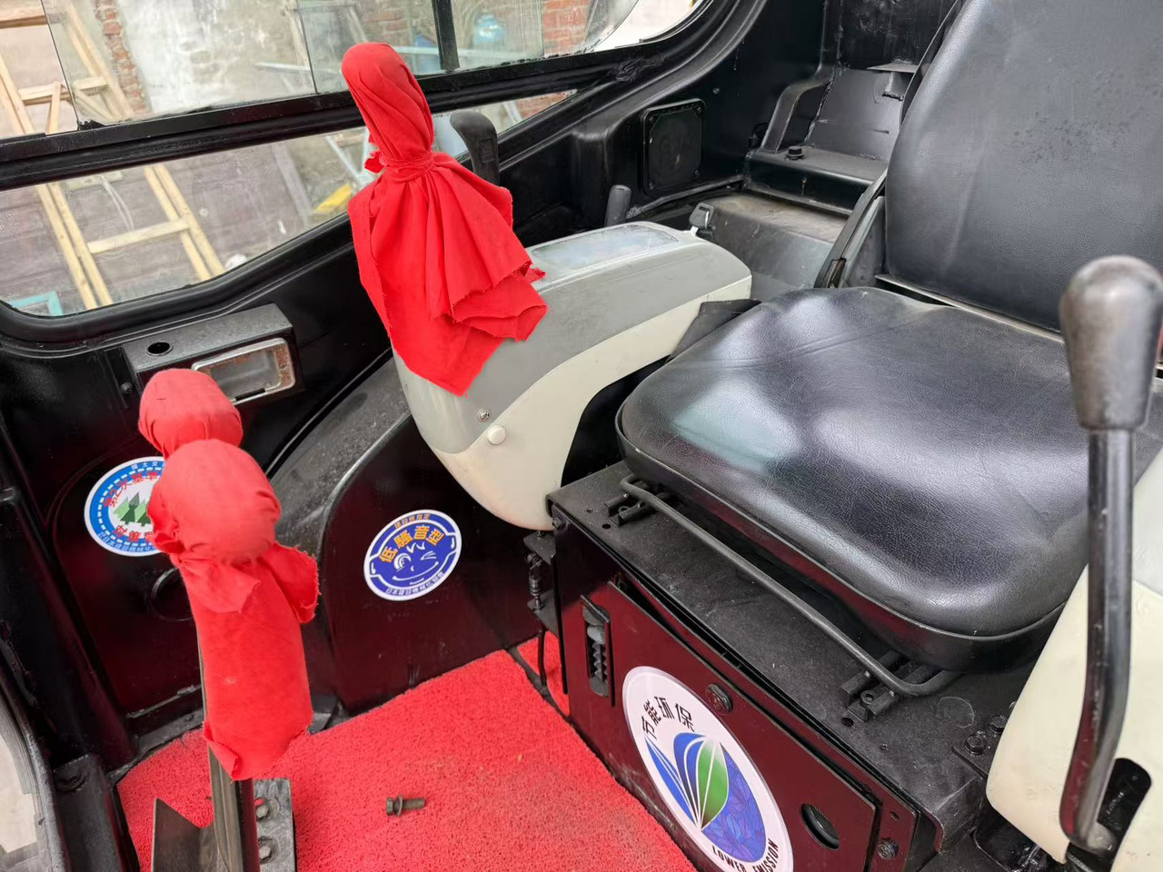 CATERPILLAR 303CR - Mini-ekskavators: foto 5 CATERPILLAR 303CR - Mini-ekskavators: foto 5