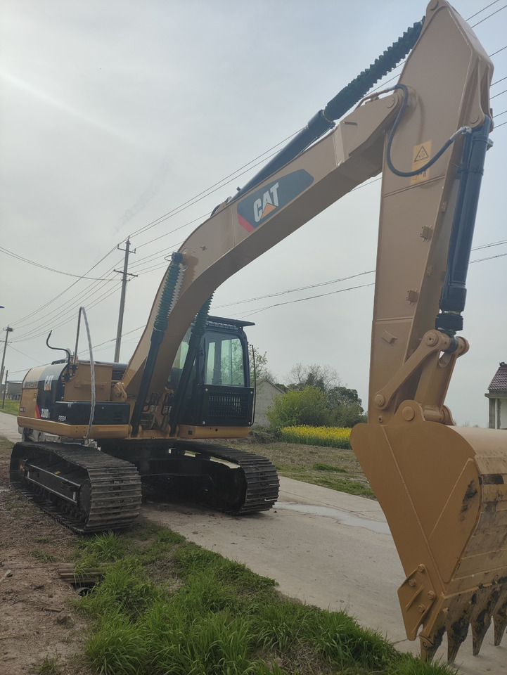 CATERPILLAR 320D2 - Mini-ekskavators: foto 3 CATERPILLAR 320D2 - Mini-ekskavators: foto 3