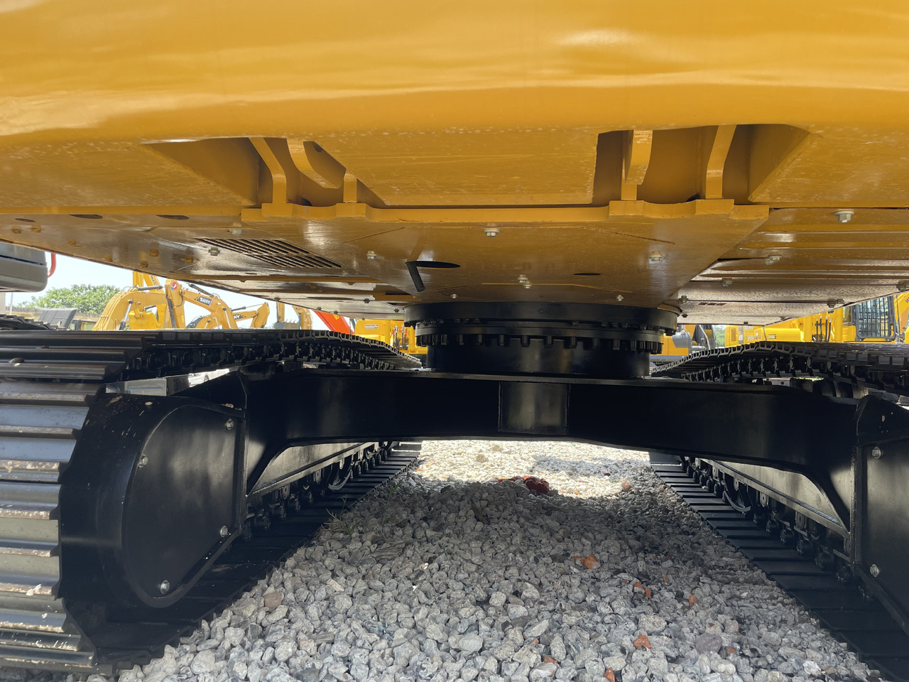 CATERPILLAR 323D2 - Kāpurķēžu ekskavators: foto 4 CATERPILLAR 323D2 - Kāpurķēžu ekskavators: foto 4