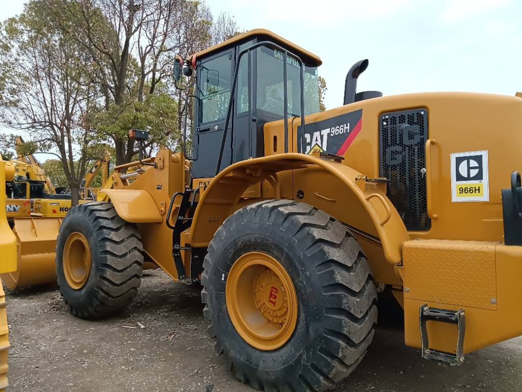 CATERPILLAR 966H - Riteņu iekrāvējs: foto 3 CATERPILLAR 966H - Riteņu iekrāvējs: foto 3
