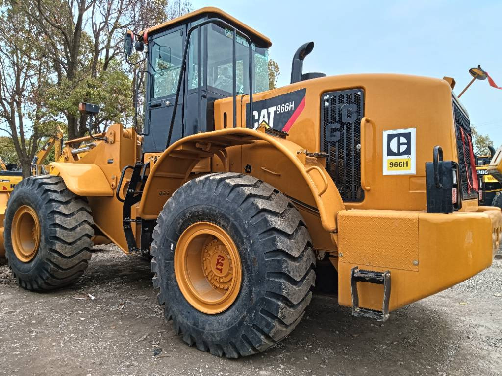 CATERPILLAR 966H - Riteņu iekrāvējs: foto 2 CATERPILLAR 966H - Riteņu iekrāvējs: foto 2