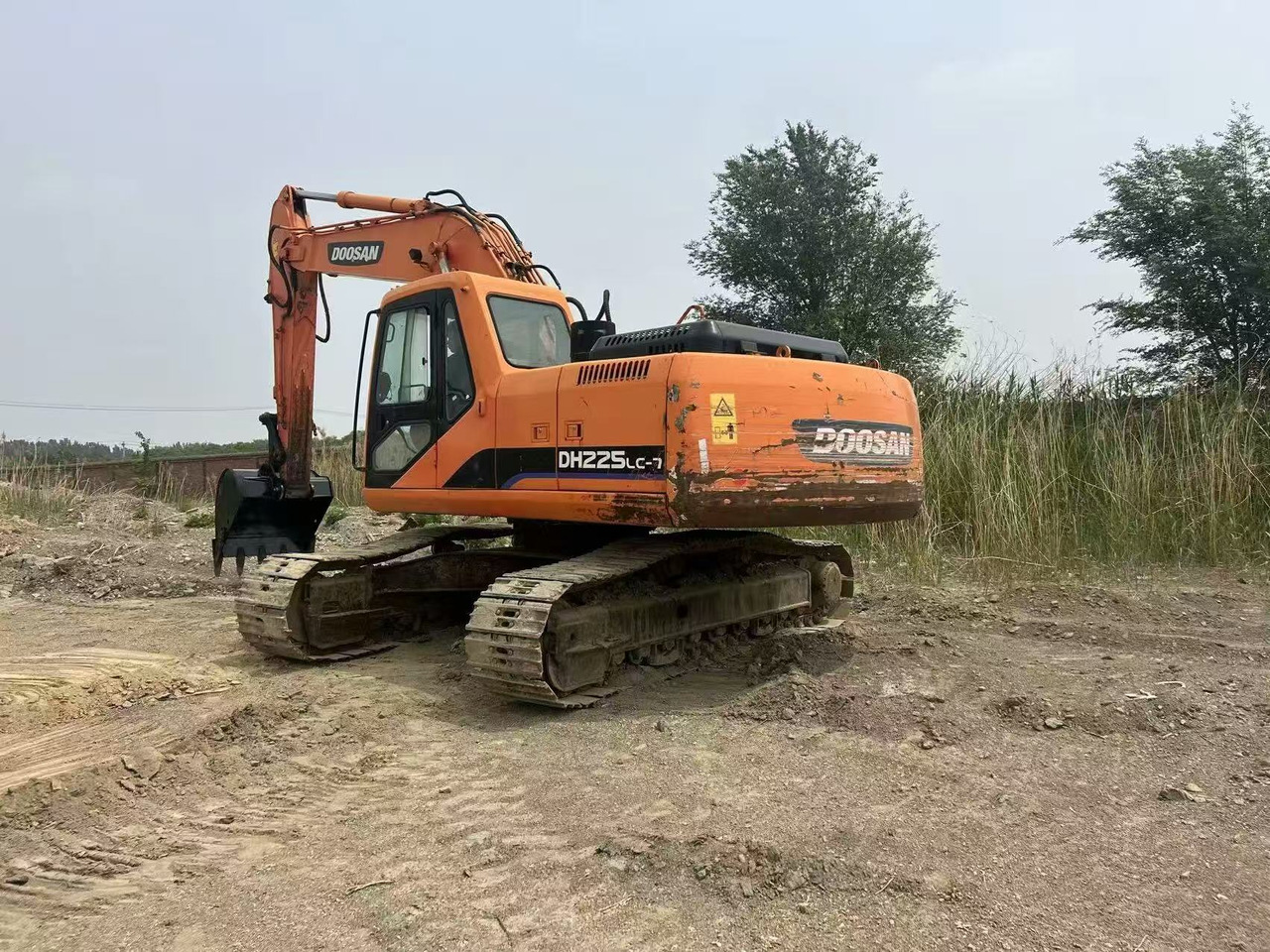 DOOSAN DH225LC-7 - Kāpurķēžu ekskavators: foto 3 DOOSAN DH225LC-7 - Kāpurķēžu ekskavators: foto 3