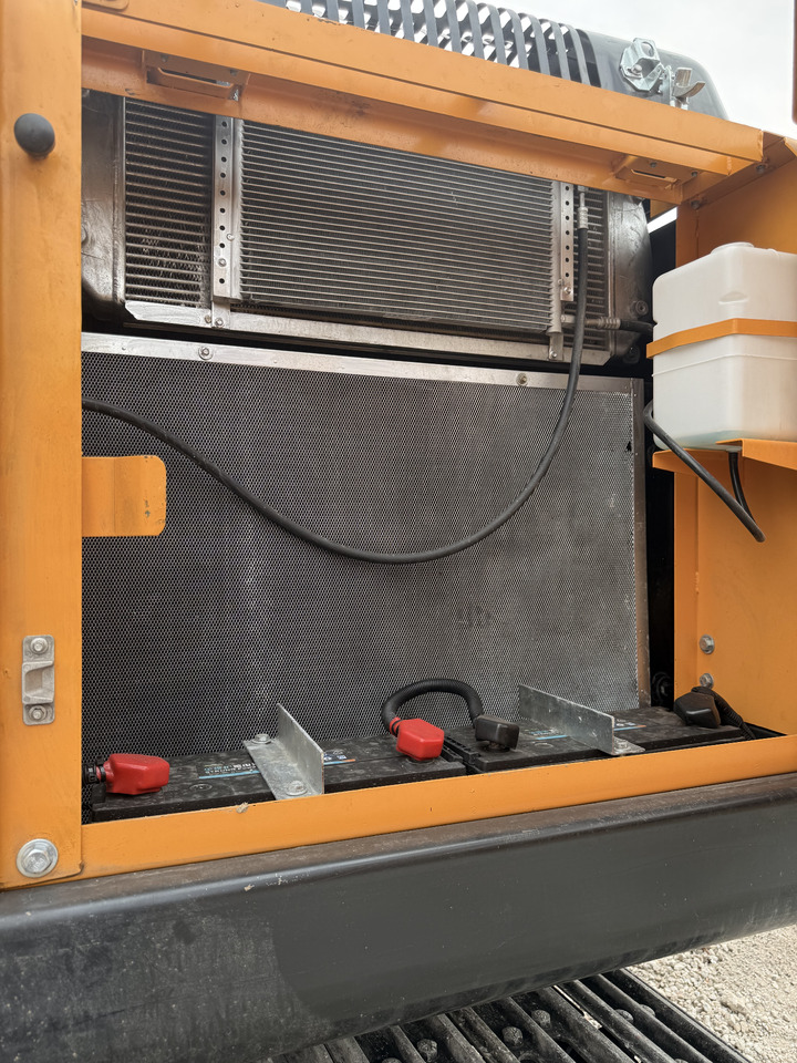 HYUNDAI HX220HD - Kāpurķēžu ekskavators: foto 5 HYUNDAI HX220HD - Kāpurķēžu ekskavators: foto 5