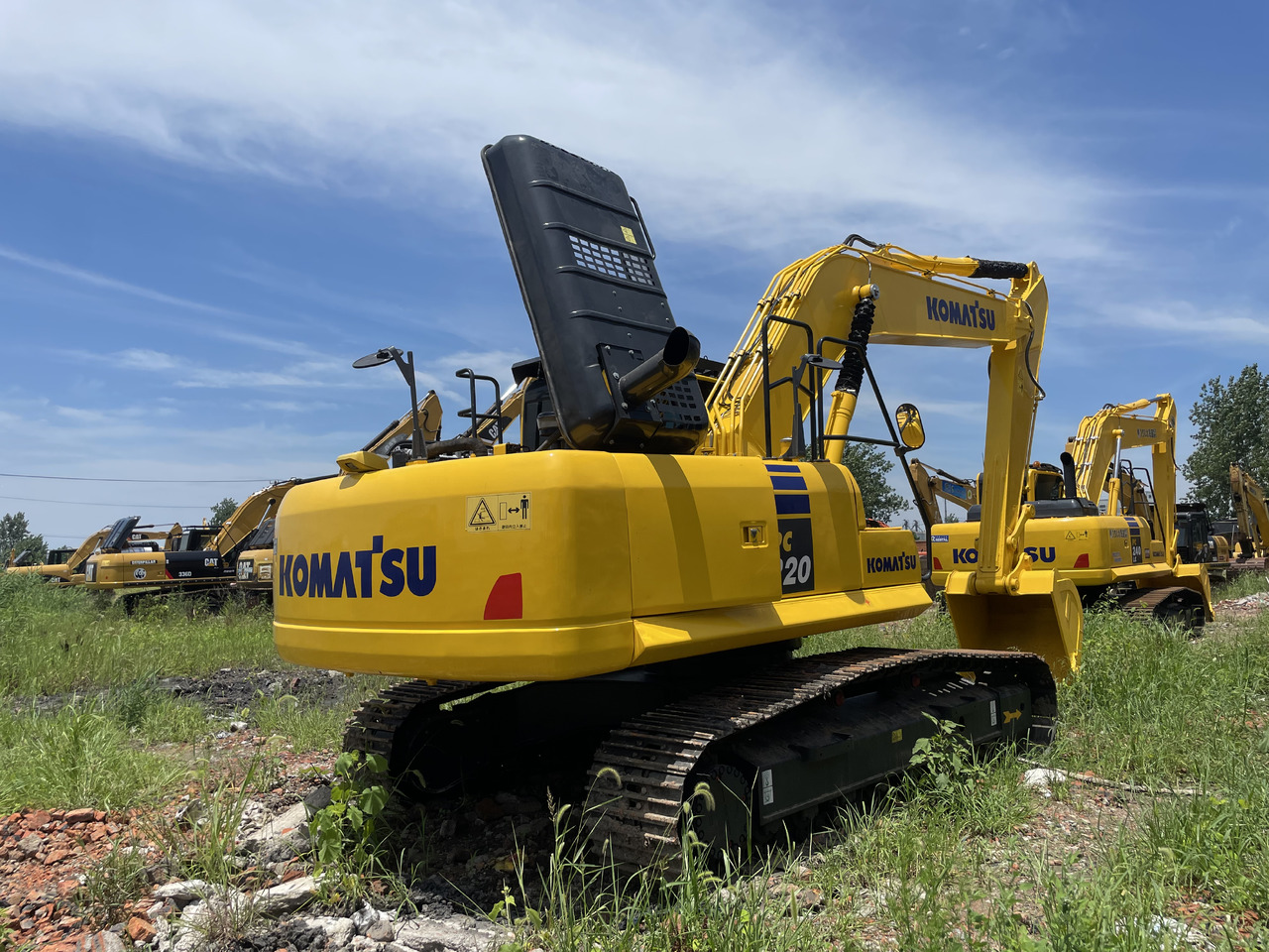 KOMATSU PC 220-8 - Kāpurķēžu ekskavators: foto 2 KOMATSU PC 220-8 - Kāpurķēžu ekskavators: foto 2
