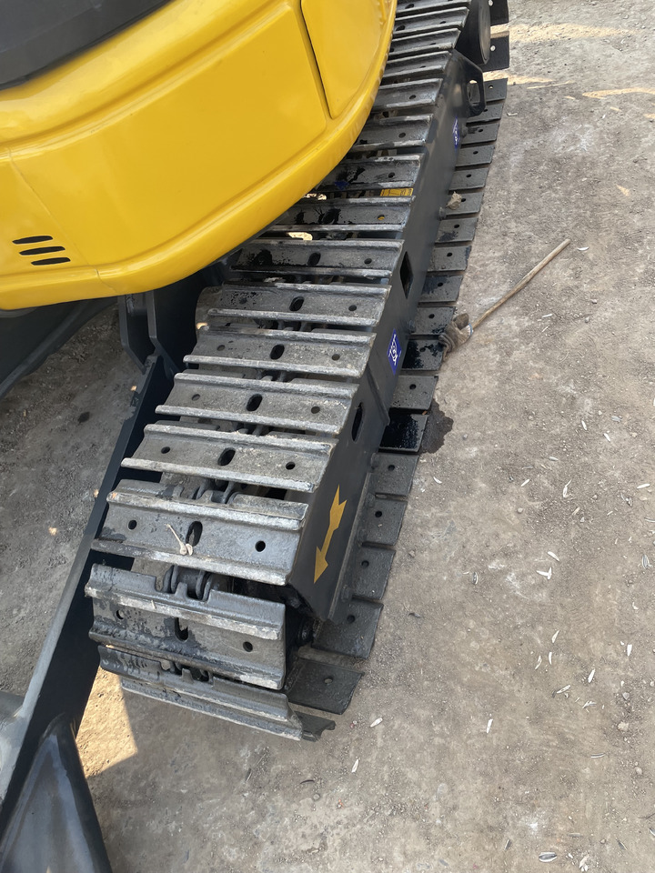 KOMATSU PC 35 MR-3 - Mini-ekskavators: foto 5 KOMATSU PC 35 MR-3 - Mini-ekskavators: foto 5