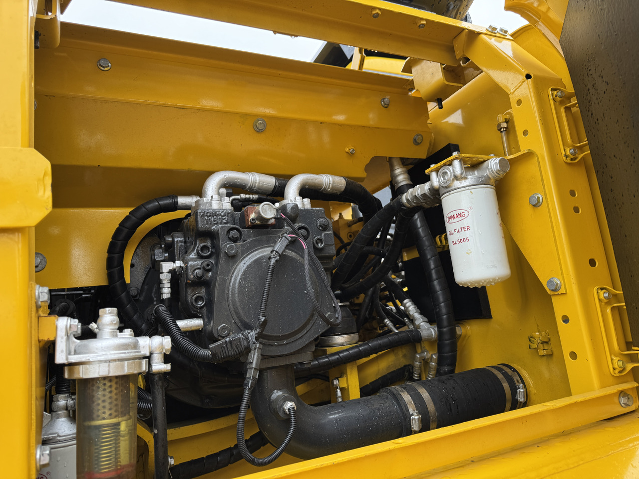 KOMATSU PC160 - Kāpurķēžu ekskavators: foto 5 KOMATSU PC160 - Kāpurķēžu ekskavators: foto 5